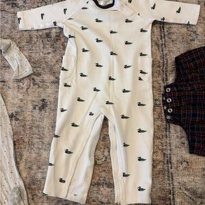 The Beaufort Bonnet Company White Duck Print Footie